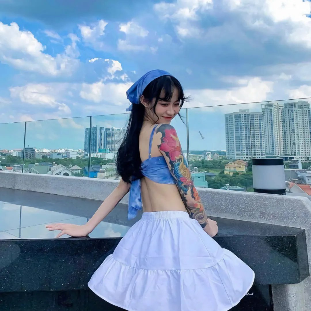 暗礁狂鲨